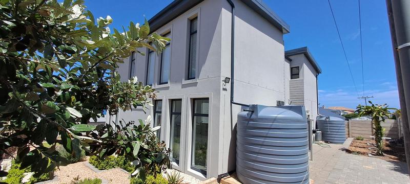 4 Bedroom Property for Sale in Jongensfontein Western Cape